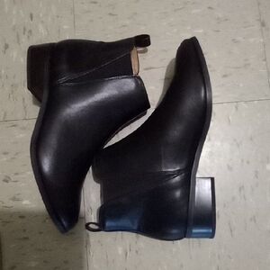 Madewell Black Leather Ankle Booties